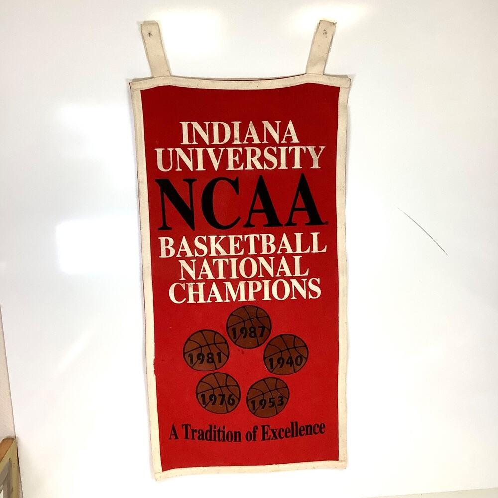 1980s Indiana University Hoosiers Championships Felt Pennant Banner 17x33” Large